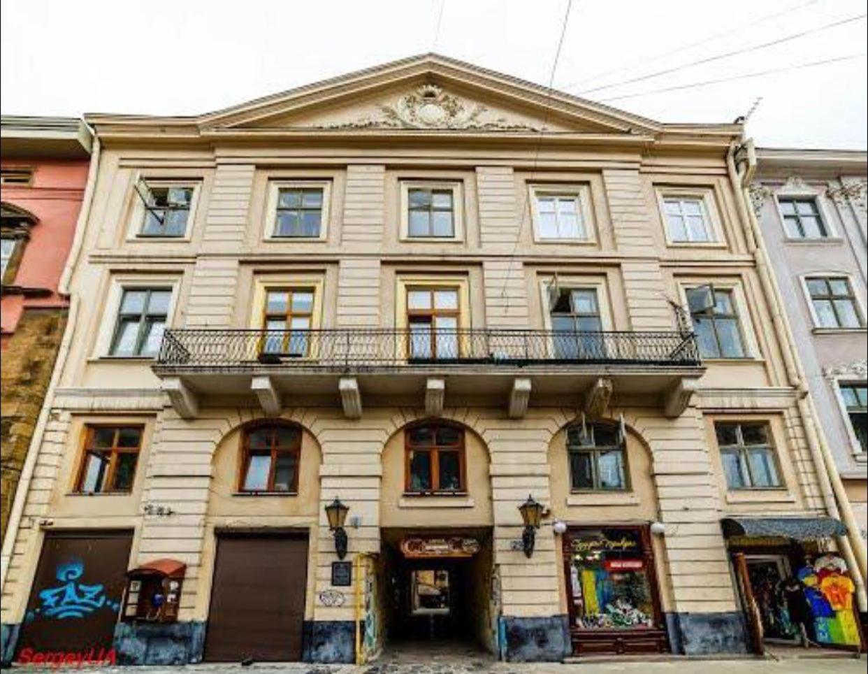 Vip Apartments ! Lviv Buitenkant foto