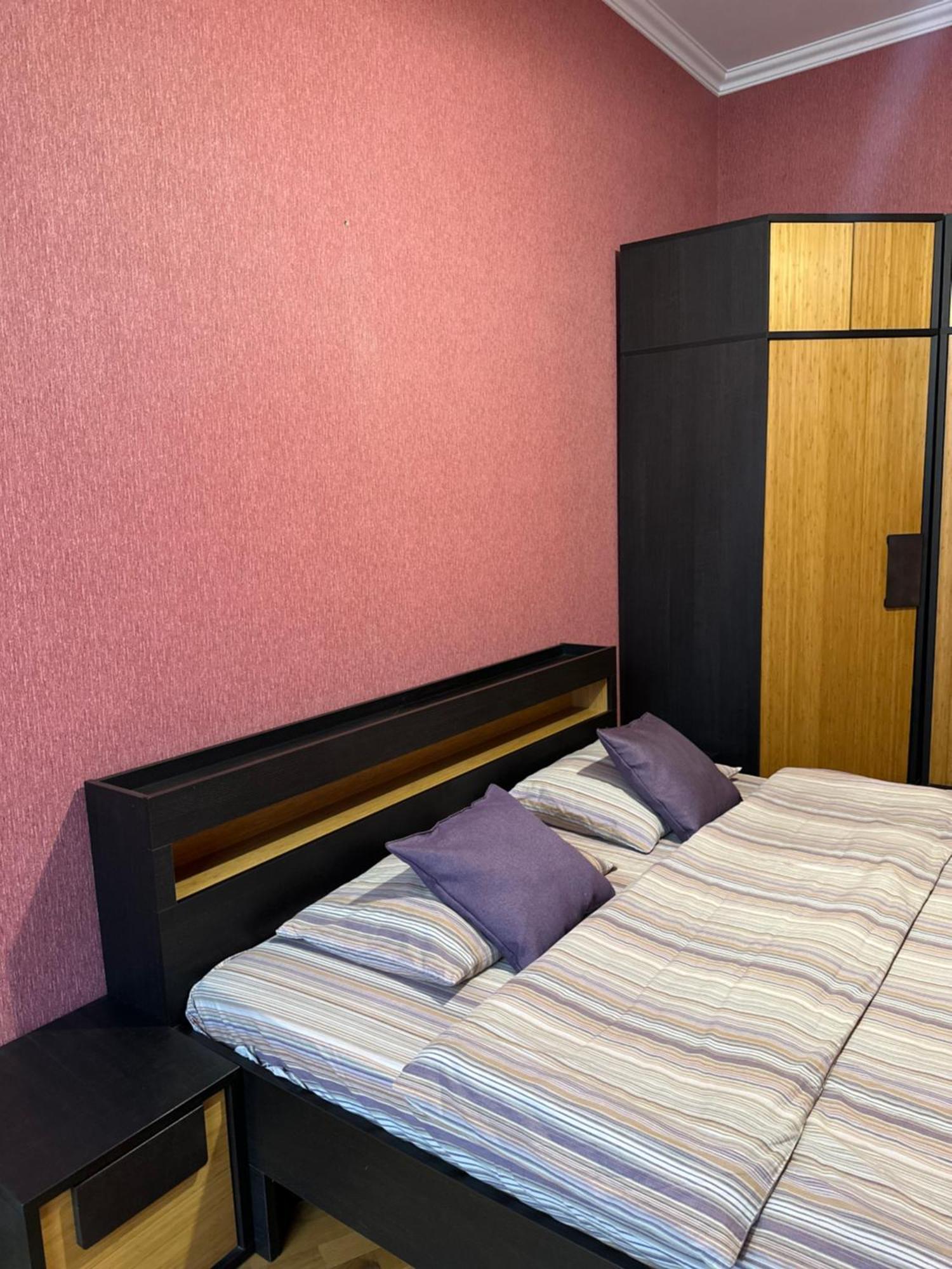 Vip Apartments ! Lviv Buitenkant foto